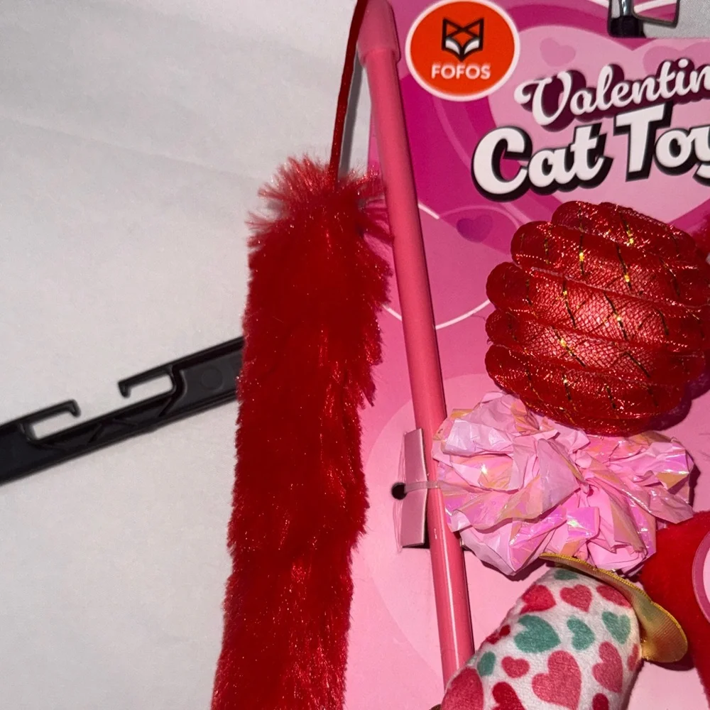 FOFOS Valentine's Day Cat Toy Set
